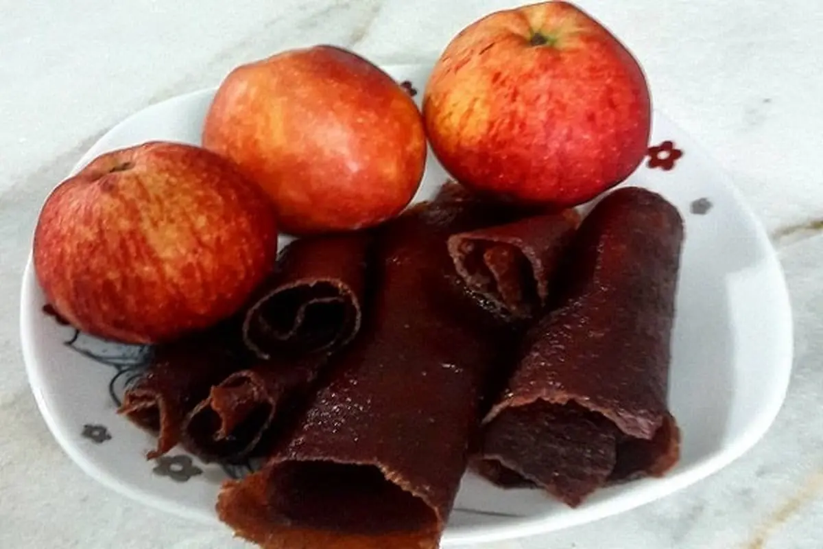 لواشک سیب محلی